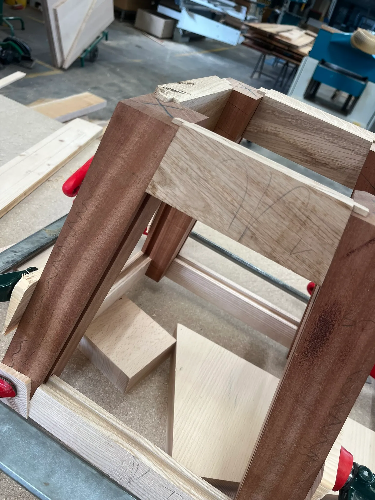 Arrêtier à chant d'équerre — 3